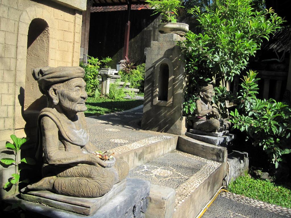 Galang Kangin Bungalows Amed Rum bild
